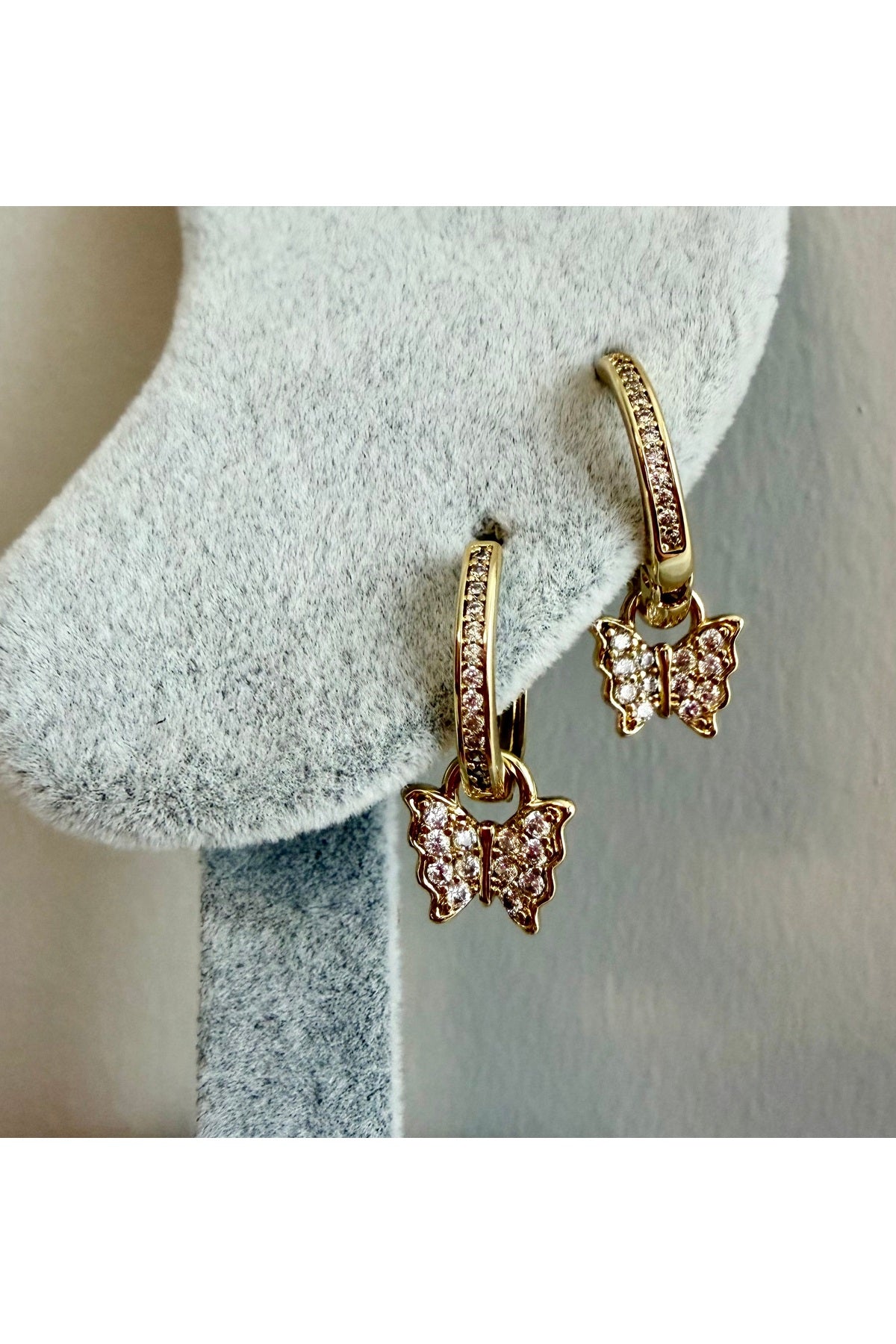 Xuping 14k Taşlı Kelebek Model Küpe