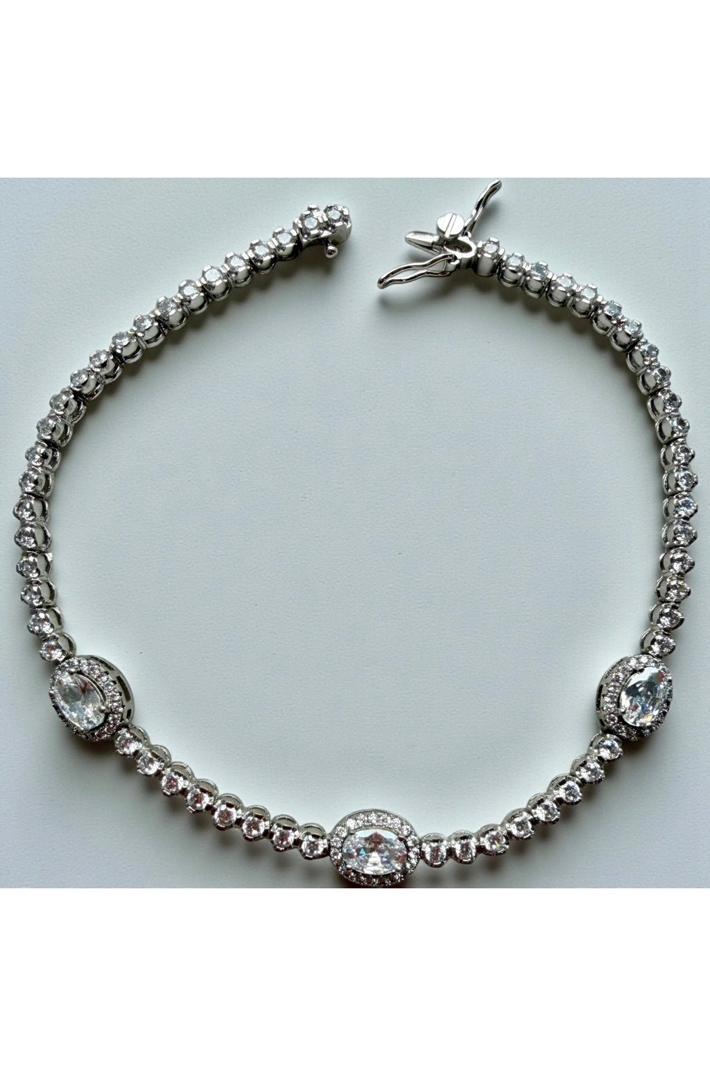 Xuping 14k 3 Oval Taşlı Su Yolu Bileklik