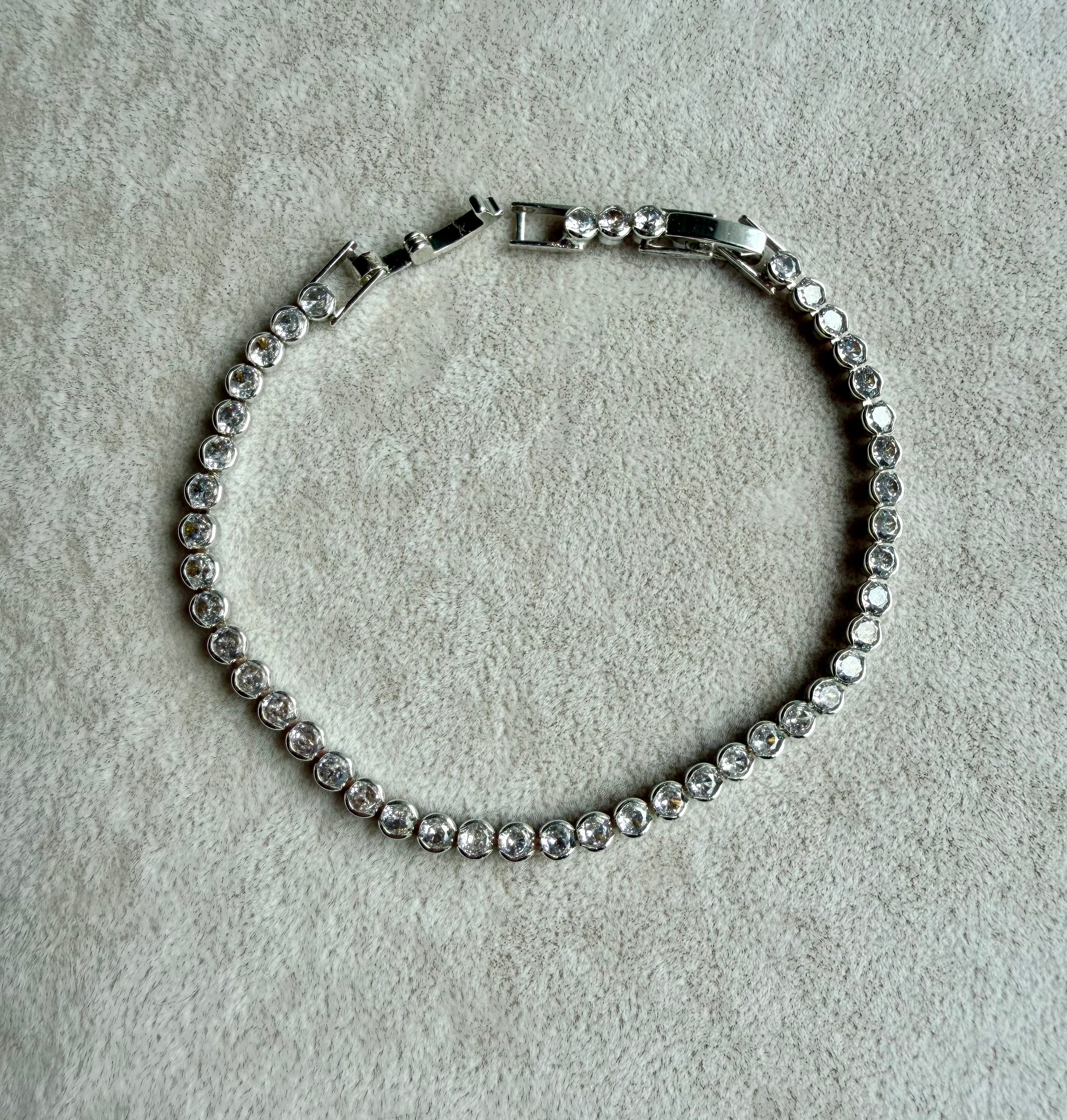 Bileklik Stainles Steel Büyük Su Yolu