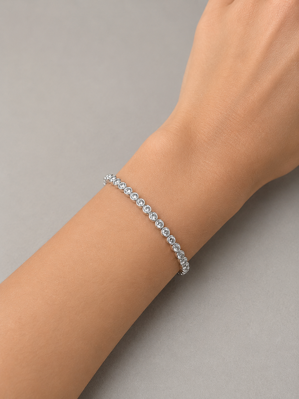 Bileklik Stainles Steel Büyük Su Yolu
